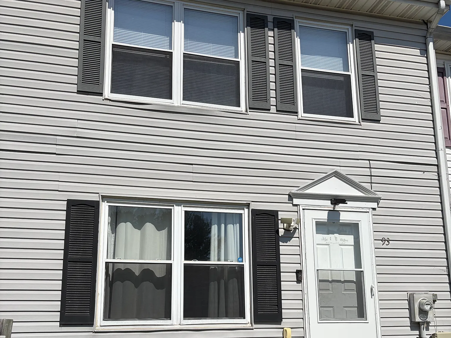 Cole Blvd, Middletown — Photo 1