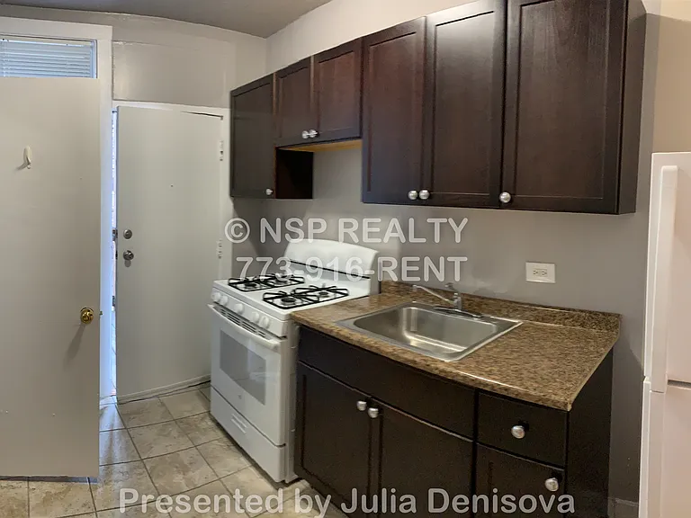 5662 N Ridge Ave #L — Photo 1