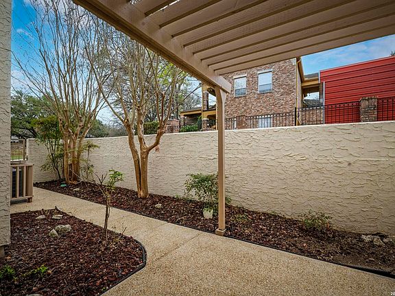 4th image of 29307 Summit Ridge