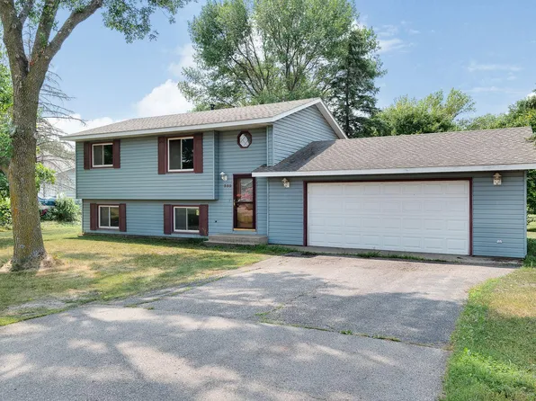 355 Garfield Ave S, Montrose, MN 55363