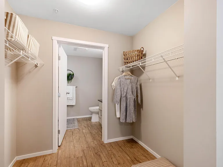 3420 Valleyview Dr — Photo 11