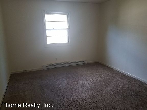 3rd image of 514 Kingston Ave