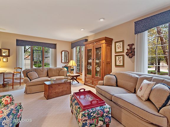 3rd image of 24 Tartan Lakes Ct