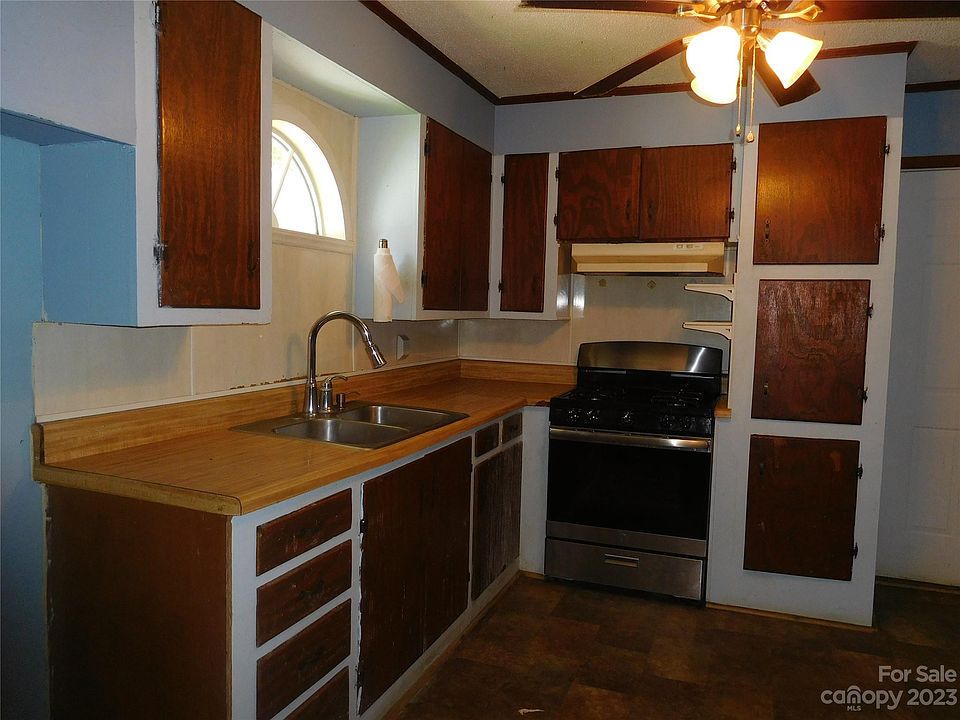 2nd image of 151 Valleydale Dr