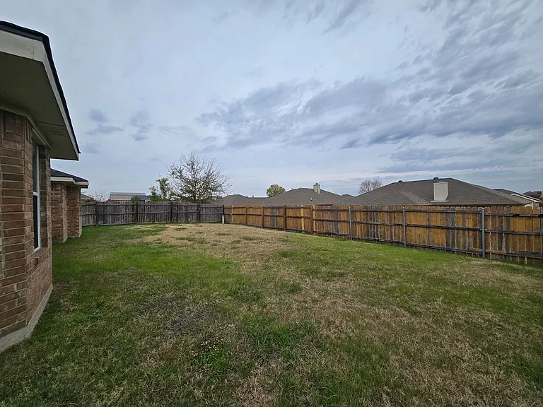 701 Atlas Ave — Photo 33