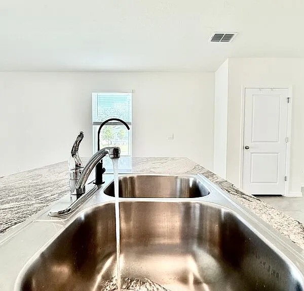 5699 Chorleywood Ln — Photo 10