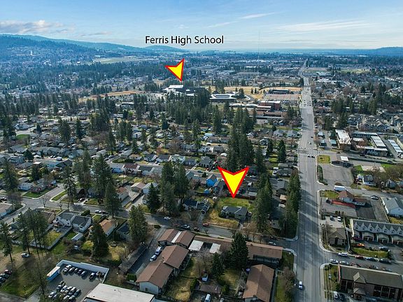 5th image of 2914 E 32nd Ave