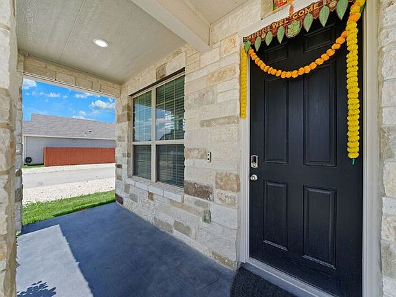4th image of 9207 Dak Ave