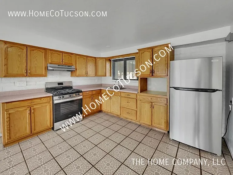 5950 S Liberty Ave — Photo 9