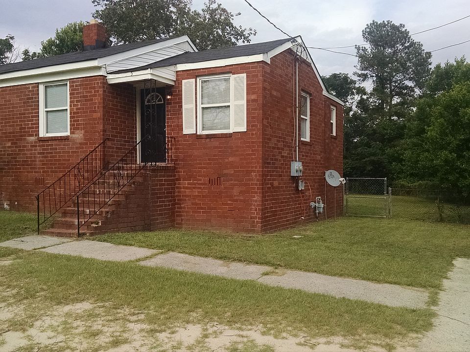 1st image of 625 Crestlyn Dr