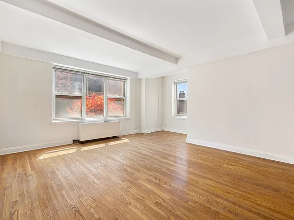 424 E 52nd St APT 12A, New York, NY 10022