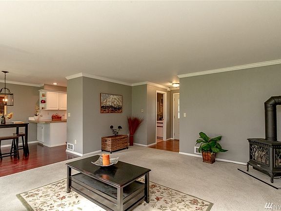 5th image of 15718 63rd Street Ct E