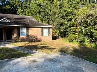 300 Admirals Walk Dr, Saint Marys, GA 31558