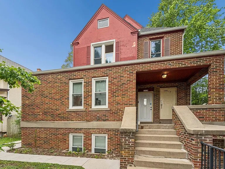 1310 S 31st St — Photo 1