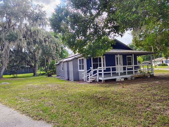 2nd image of 318 Chesney Blvd