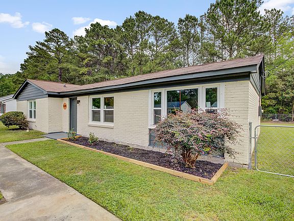 5th image of 7628 Stonehaven Dr