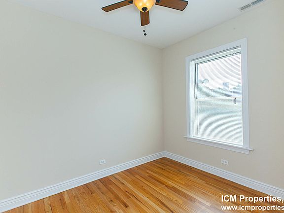 3rd image of 1210 W Waveland Ave #1214WV-3