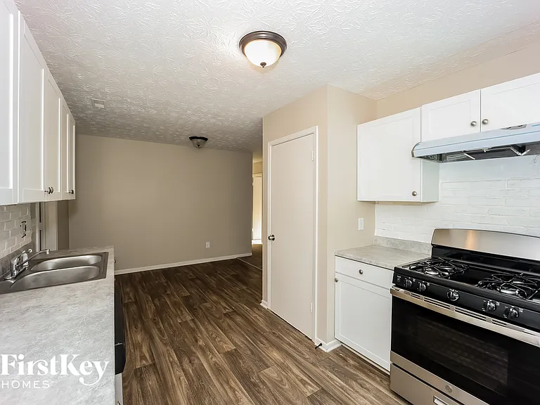 3383 Dale Ct — Photo 7