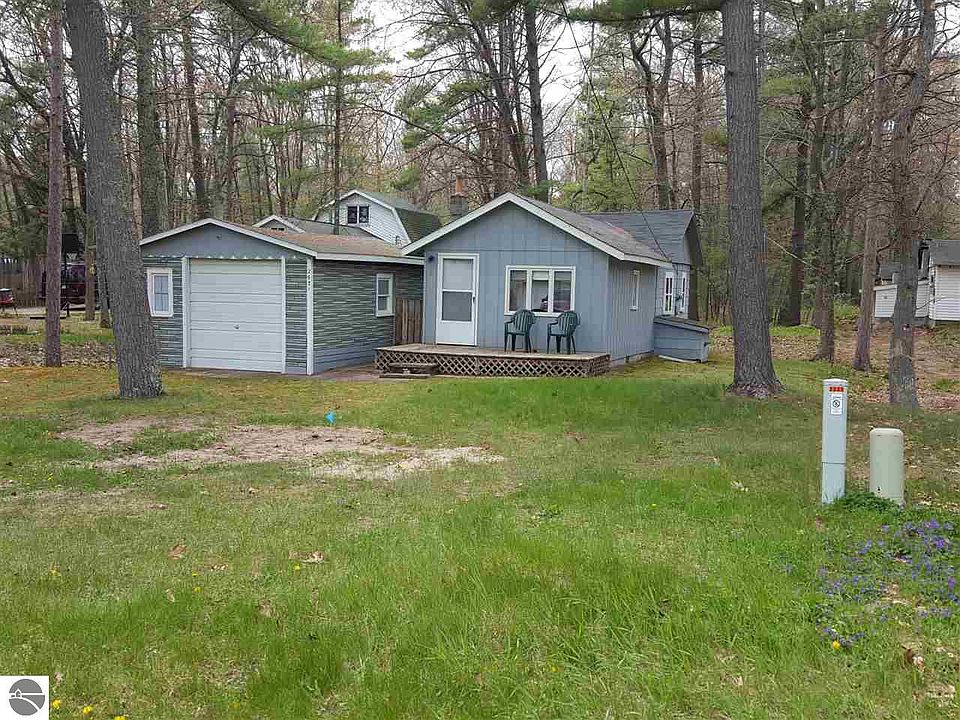 1st image of 2631 N Us 23