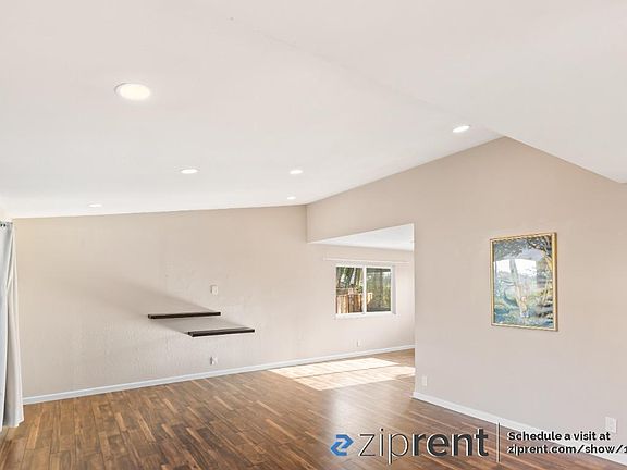 4th image of 3423 Woodside Ct