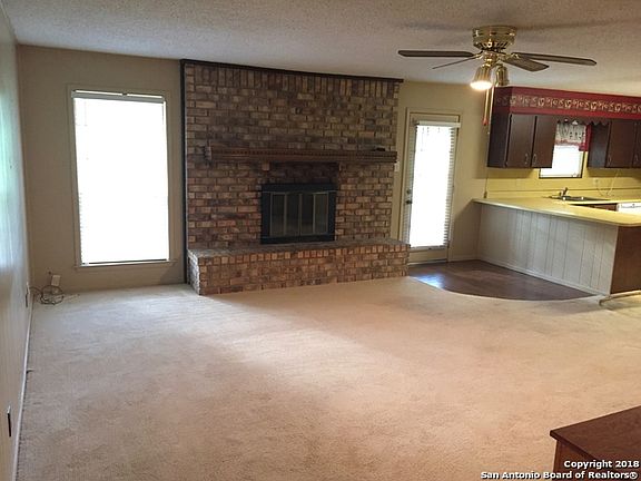 5th image of 113 Live Oak Dr