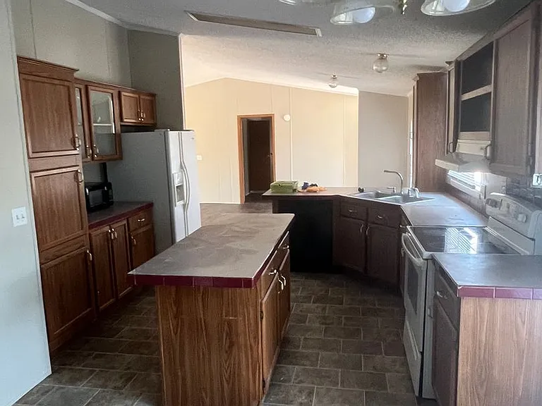 554 Bowens Mill Hwy — Photo 3