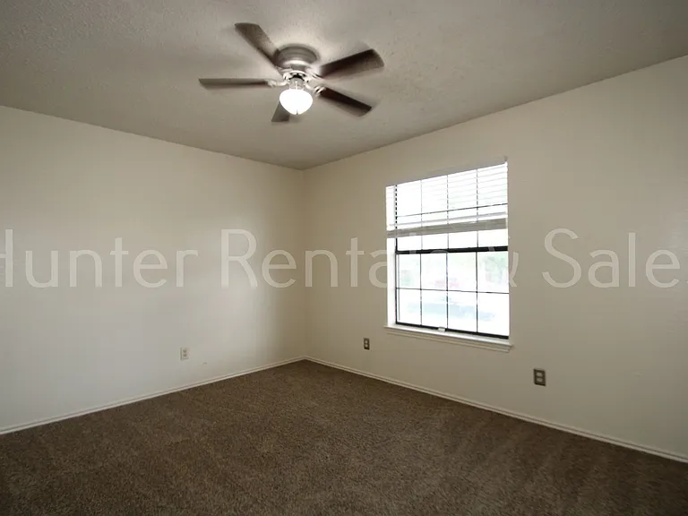 1802 Mattie Dr — Photo 19