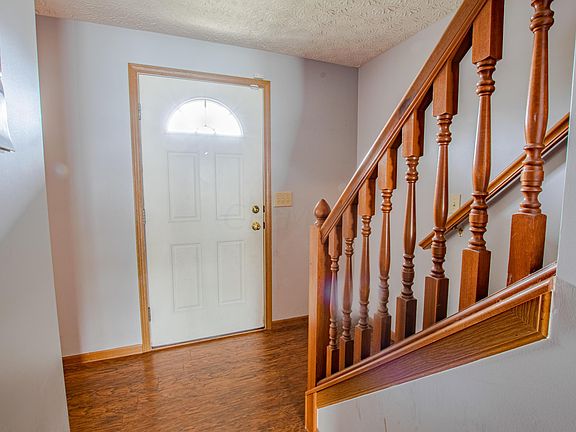 3rd image of 4356 Shady Meadows Dr