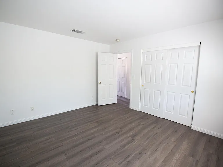 6313 Palo Verde Ave #B — Photo 11