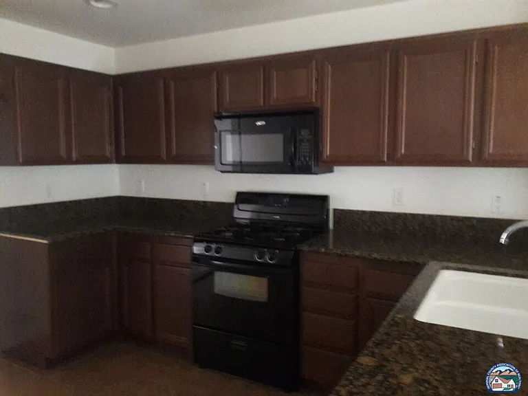 642 W Brewer Rd — Photo 5