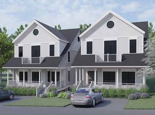 40 Maplewood St, West Roxbury, MA 02132