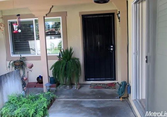 5th image of 121 W El Dorado Dr