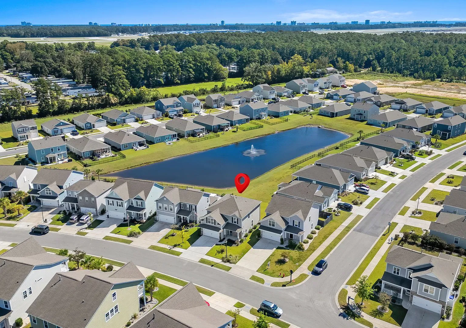 Stunning 4BR Myrtle Beach Home | Pond Views & Resort-Style Amenities — Photo 3