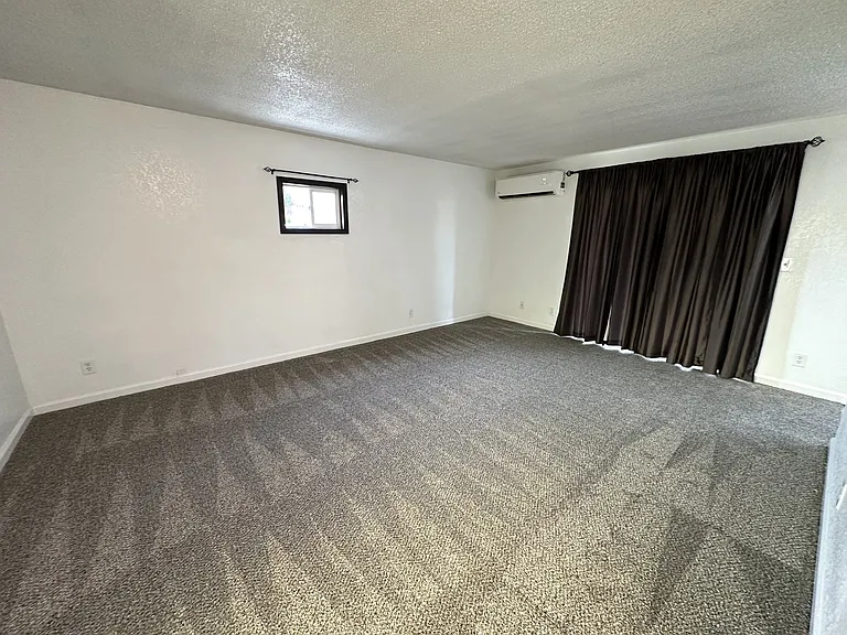 1821 Peachtree Ln #1 — Photo 7