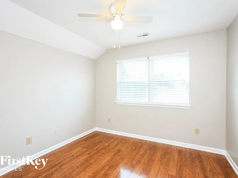 6753 Long Run Dr — Photo 12