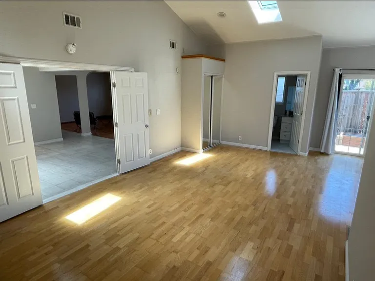 6701 Melody Ct — Photo 9