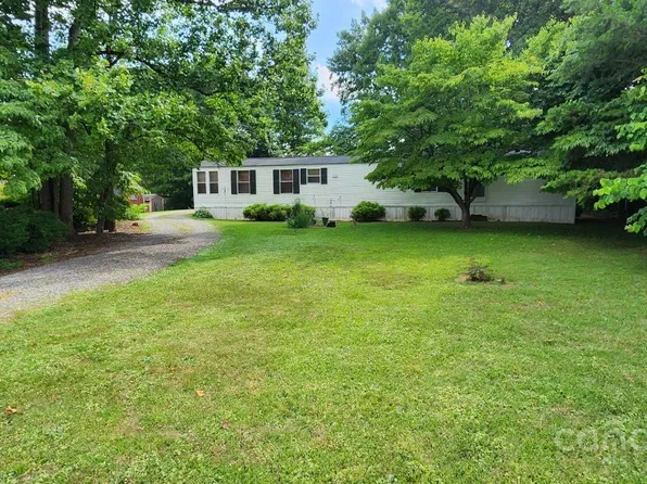 7724 State Highway 90 E, Stony Pt, NC 28678
