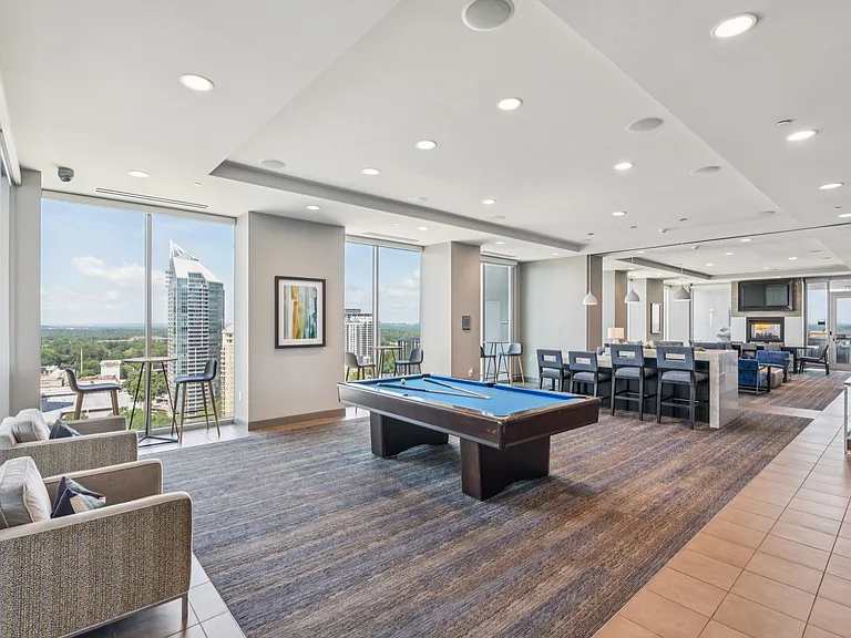 SkyHouse Buckhead — Photo 18