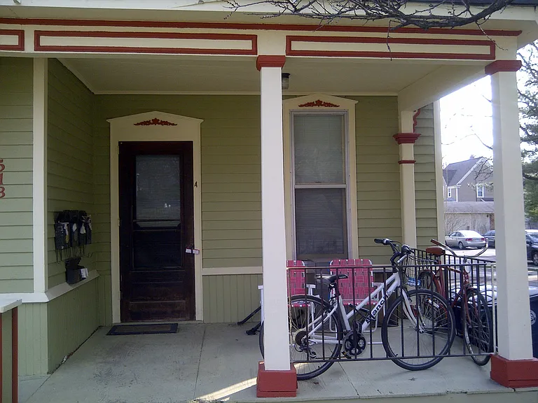 513 W Huron St #A — Photo 2