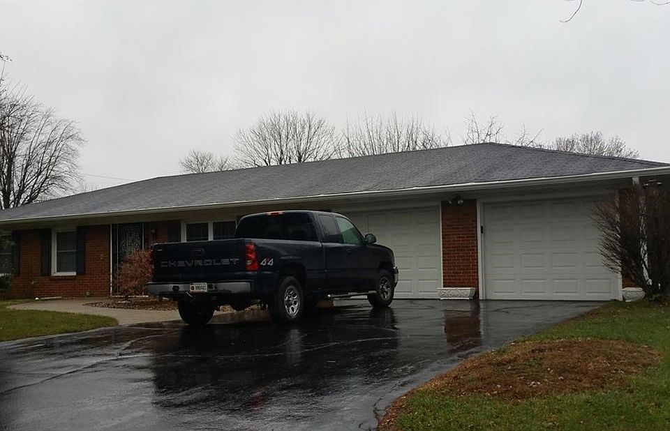 2nd image of 932 Sweetbriar Ave