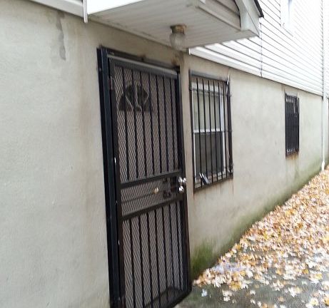 2nd image of 100 2nd Ave #1