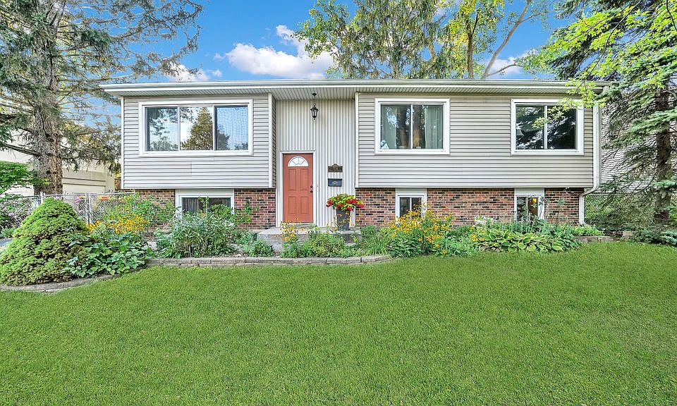 1st image of 7716 Knotty Pine Ct