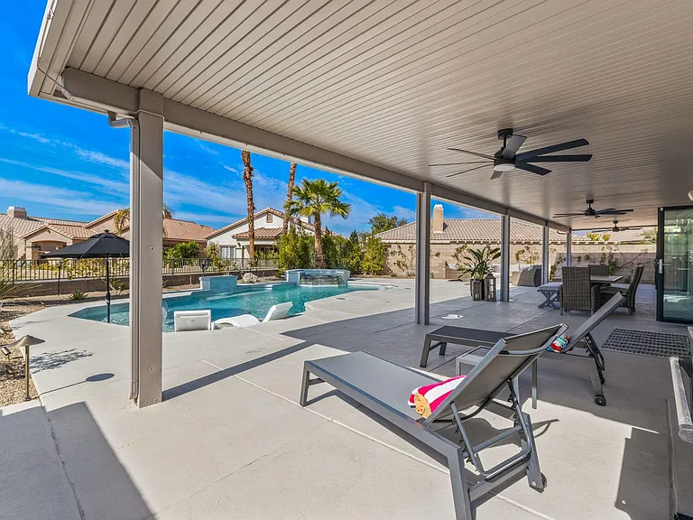 45163 Crystal Springs Dr — Photo 66