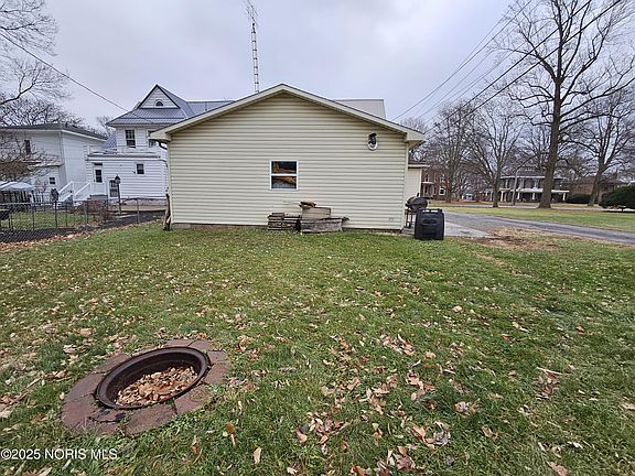 5th image of 430 S Sandusky Ave