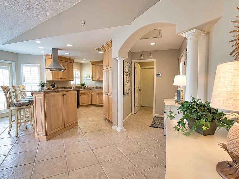 782 Harrington Lake Dr N — Photo 5