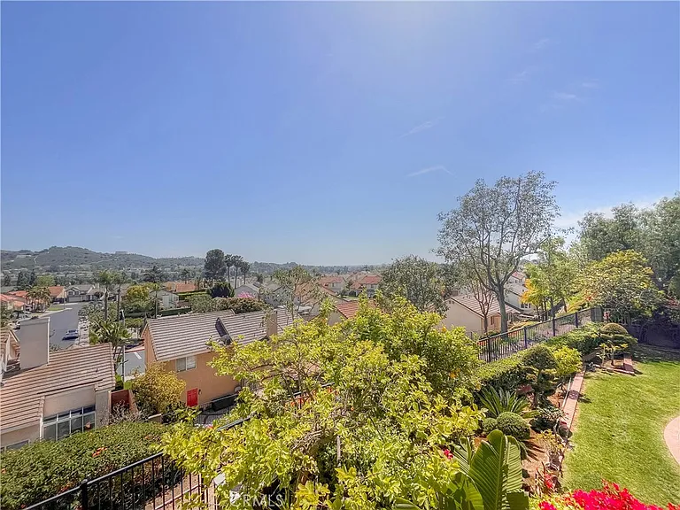 16140 Ridgeview Ln — Photo 18