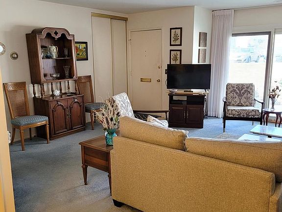 3rd image of 3126 Adderley Ct #244A