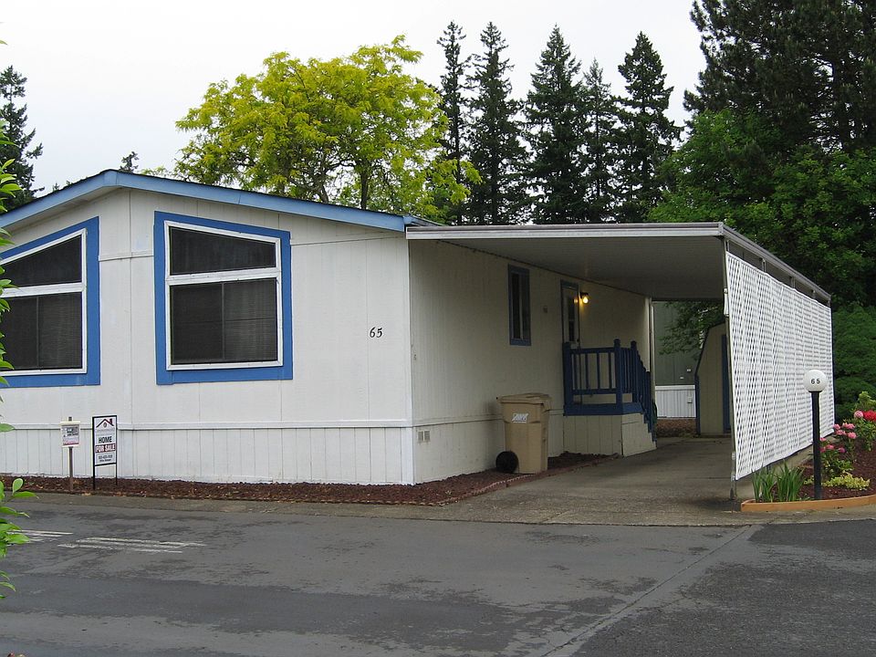 Corner lot