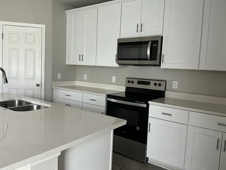 3036 Cassidy Ln — Photo 3