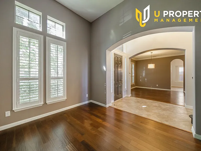 1810 Port Isabel Dr — Photo 4